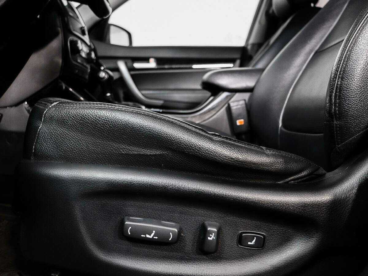 Kia Sorento с пробегом — 2014 год. Фото: #9