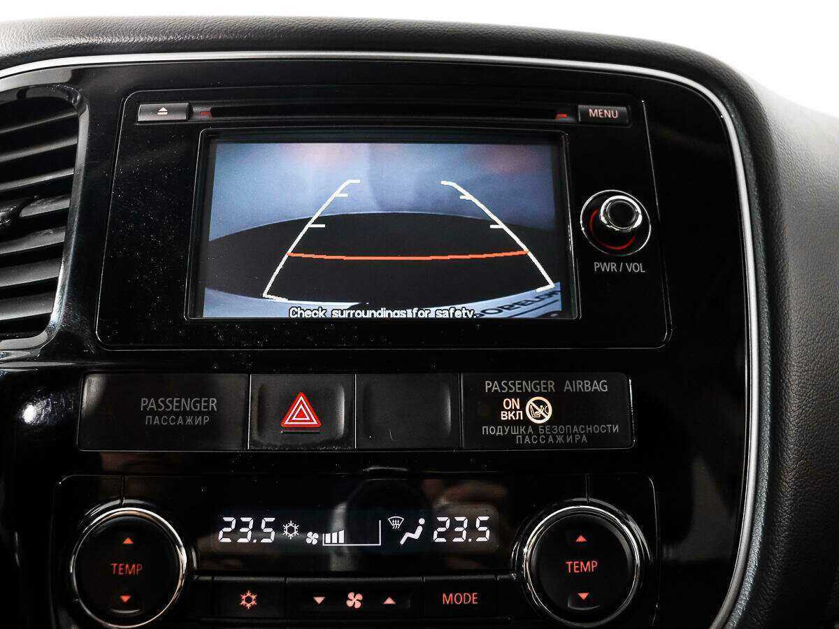 Mitsubishi Outlander с пробегом — 2016 год. Фото: #16