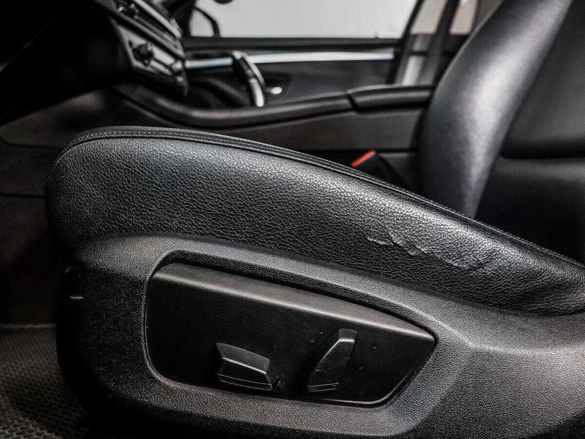 BMW 5 серии с пробегом — 2013 год. Фото: #7