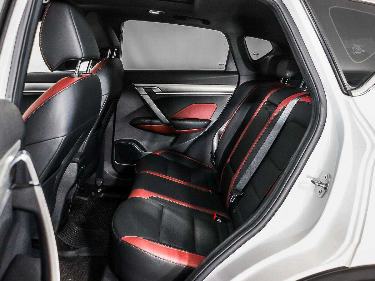 Geely Coolray с пробегом — 2021 год. Фото: #11