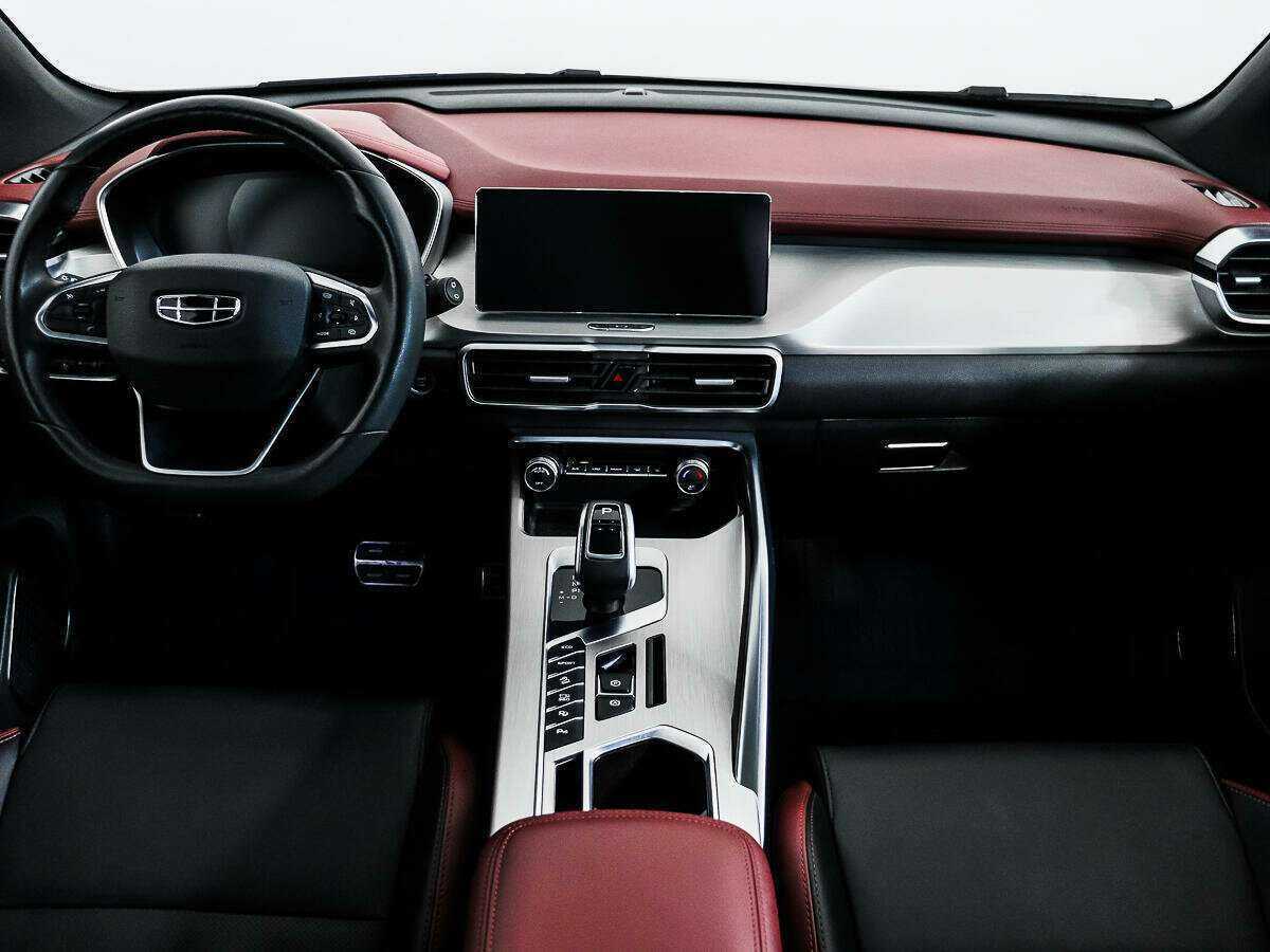 Geely Coolray с пробегом — 2021 год. Фото: #13