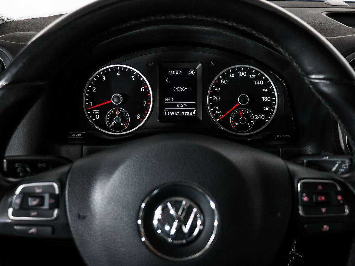 Volkswagen Tiguan с пробегом — 2013 год. Фото: #14