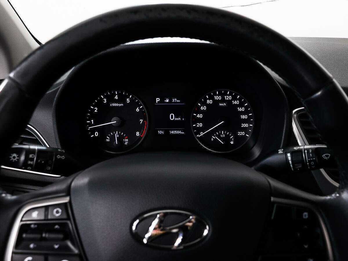 Hyundai Solaris с пробегом — 2017 год. Фото: #12