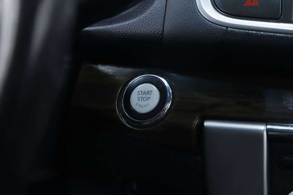 Nissan Teana с пробегом — 2013 год. Фото: #13