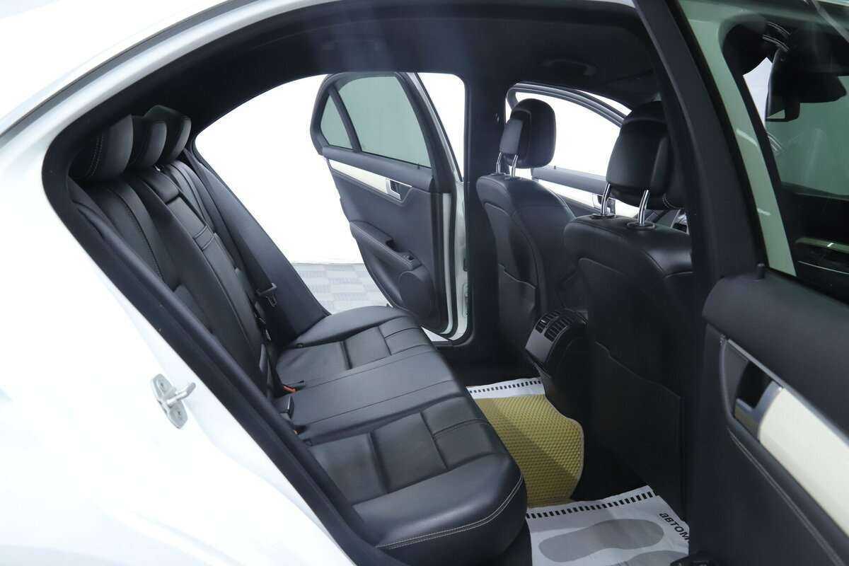 Mercedes-Benz C-Класс с пробегом — 2014 год. Фото: #14