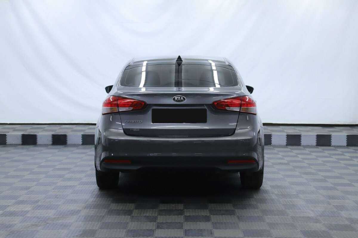 Kia Cerato с пробегом — 2018 год. Фото: #5