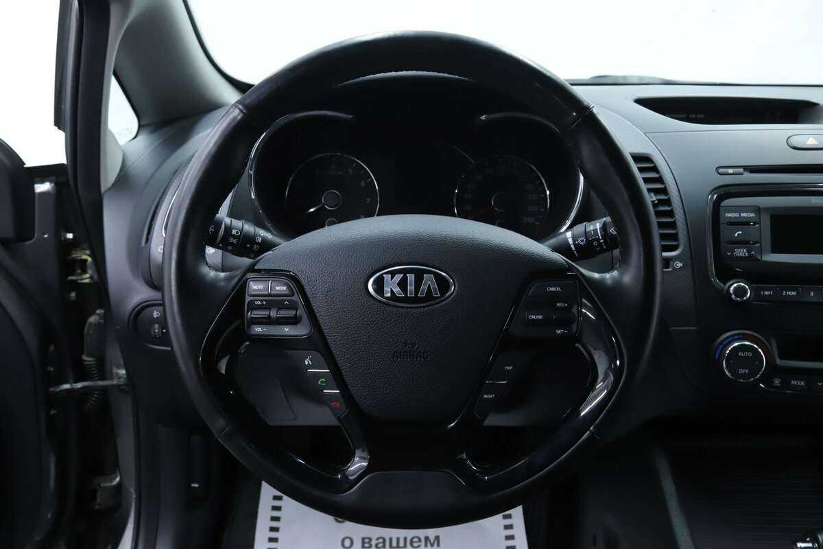 Kia Cerato с пробегом — 2018 год. Фото: #10