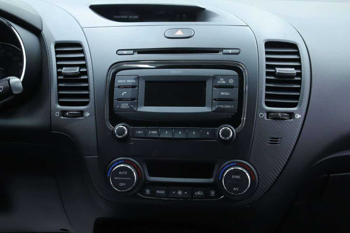 Kia Cerato с пробегом — 2018 год. Фото: #11