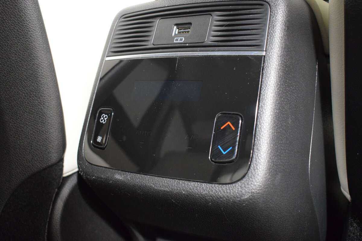 EXEED VX с пробегом — 2022 год. Фото: #14