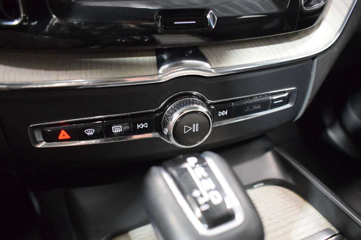 Volvo XC60 с пробегом — 2020 год. Фото: #19