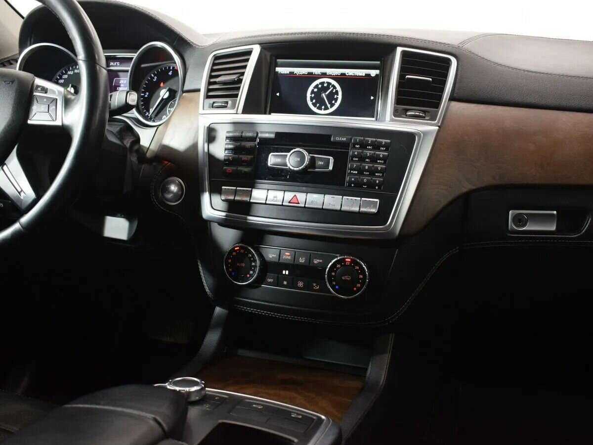 Mercedes-Benz M-Класс с пробегом — 2014 год. Фото: #11