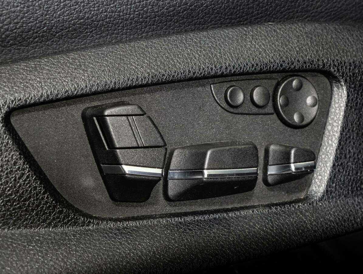 BMW 5 серии с пробегом — 2012 год. Фото: #22