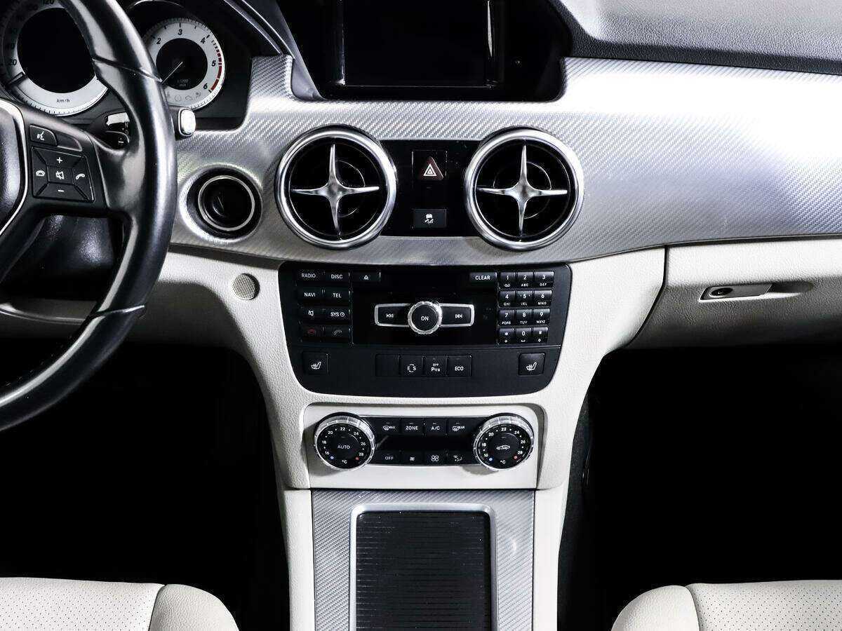 Mercedes-Benz GLK-Класс с пробегом — 2014 год. Фото: #11