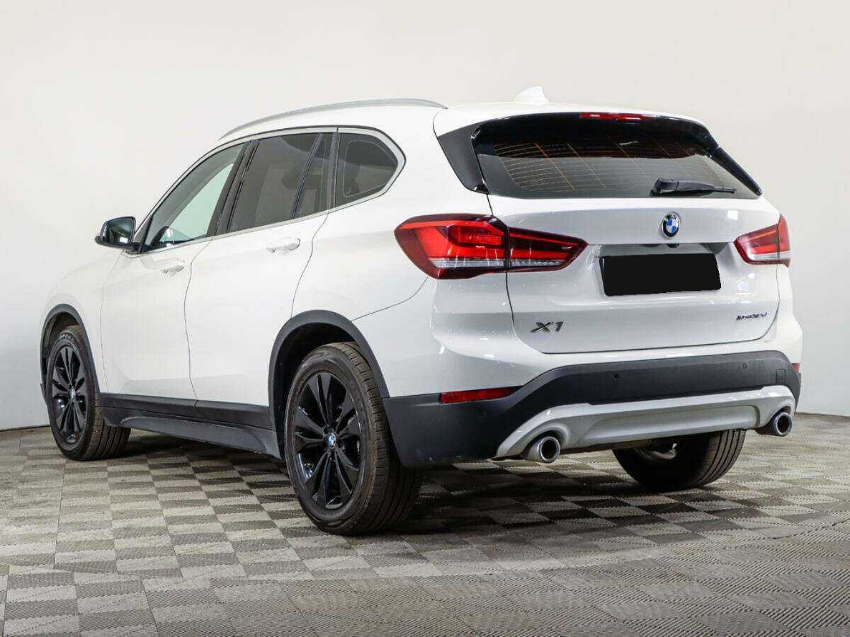 BMW X1 с пробегом — 2019 год. Фото: #6
