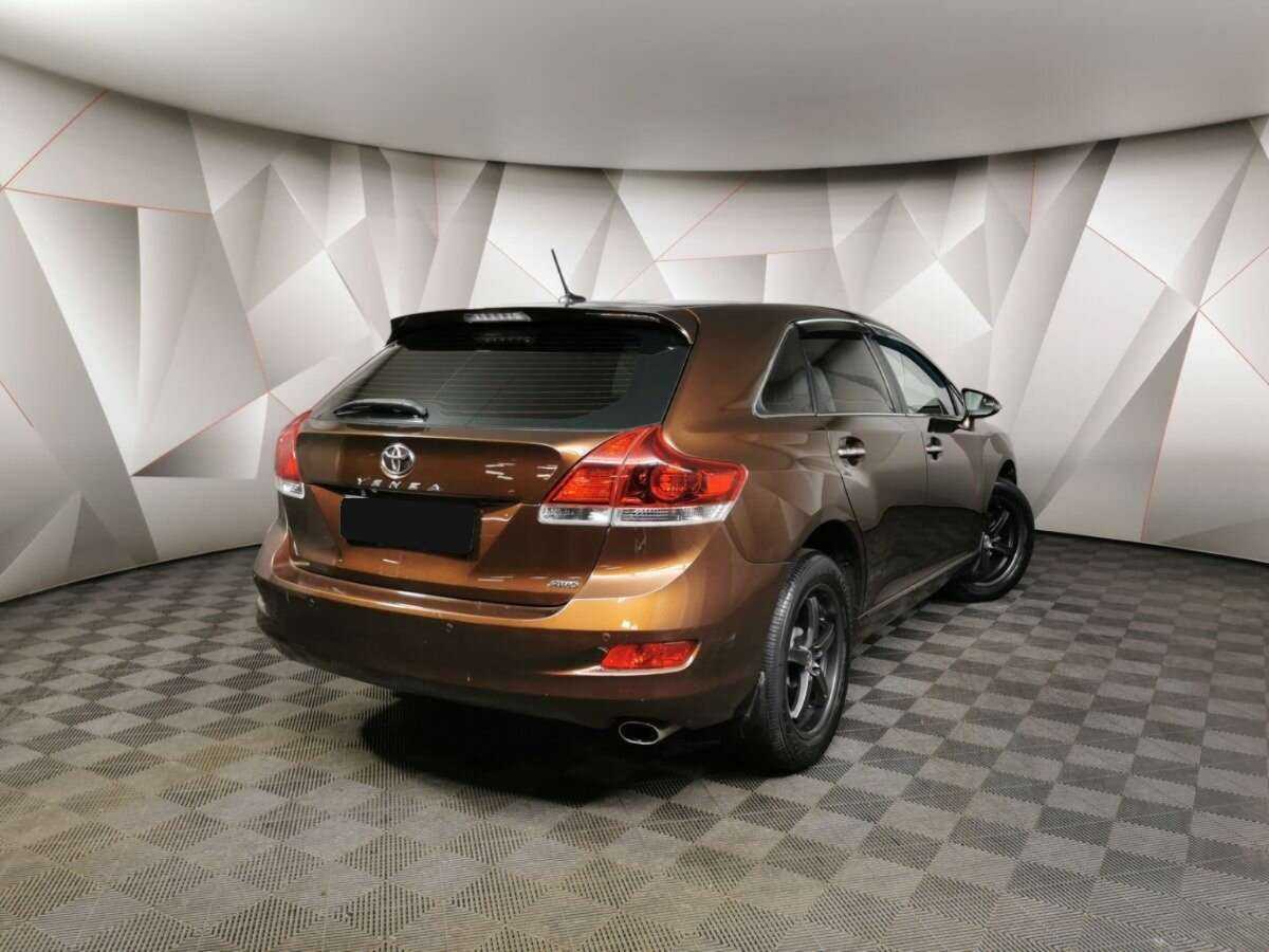 Toyota Venza с пробегом — 2013 год. Фото: #1