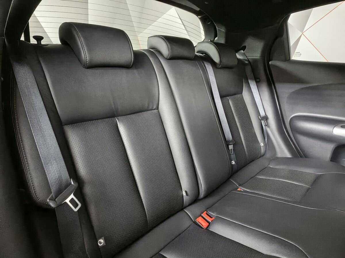 Nissan Juke с пробегом — 2015 год. Фото: #12