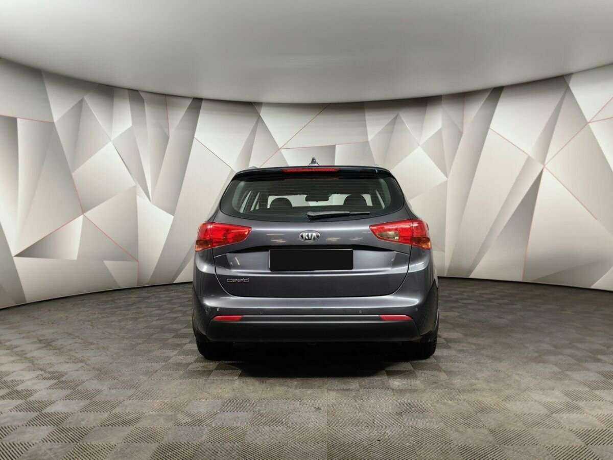 Kia Ceed с пробегом — 2017 год. Фото: #7