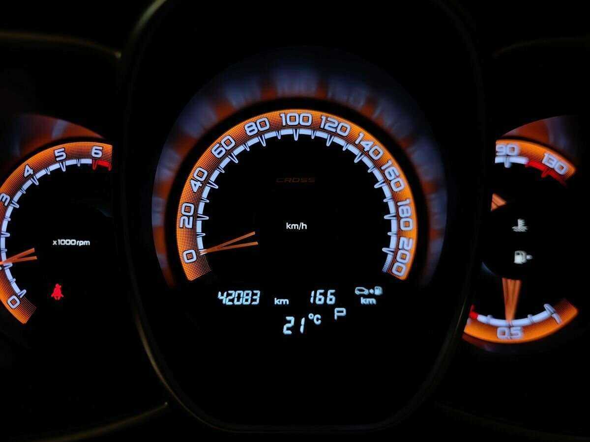 Lada (ВАЗ) Vesta с пробегом — 2020 год. Фото: #16