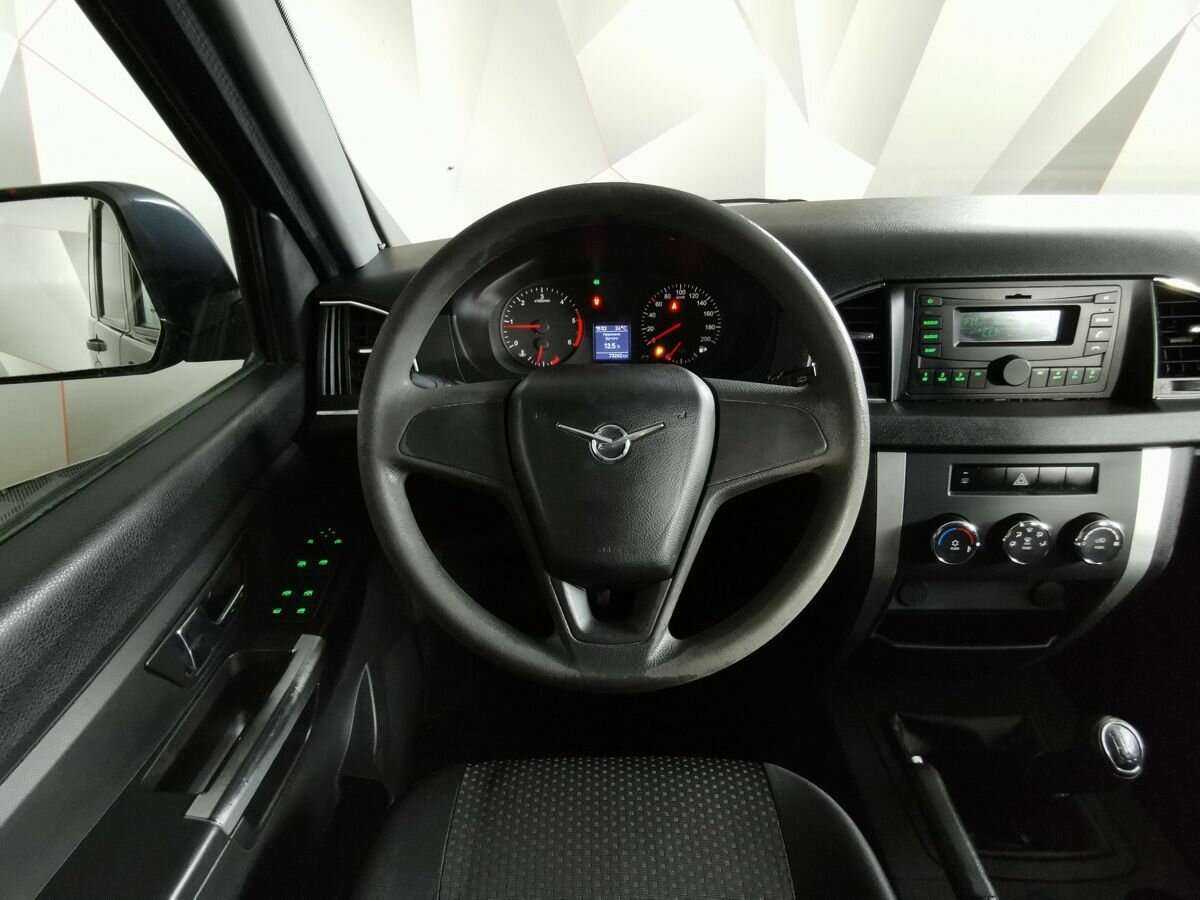 УАЗ Patriot с пробегом — 2016 год. Фото: #12