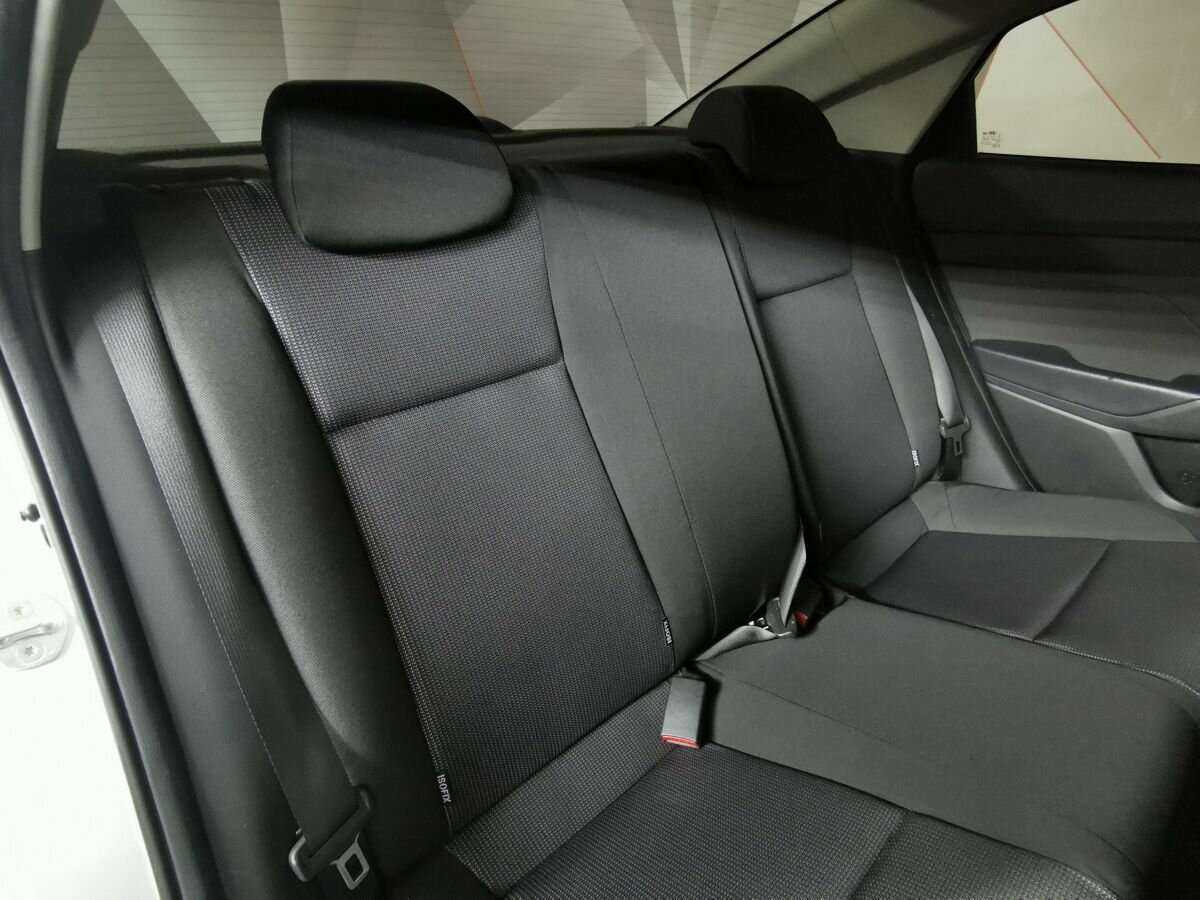 Hyundai Solaris с пробегом — 2018 год. Фото: #12