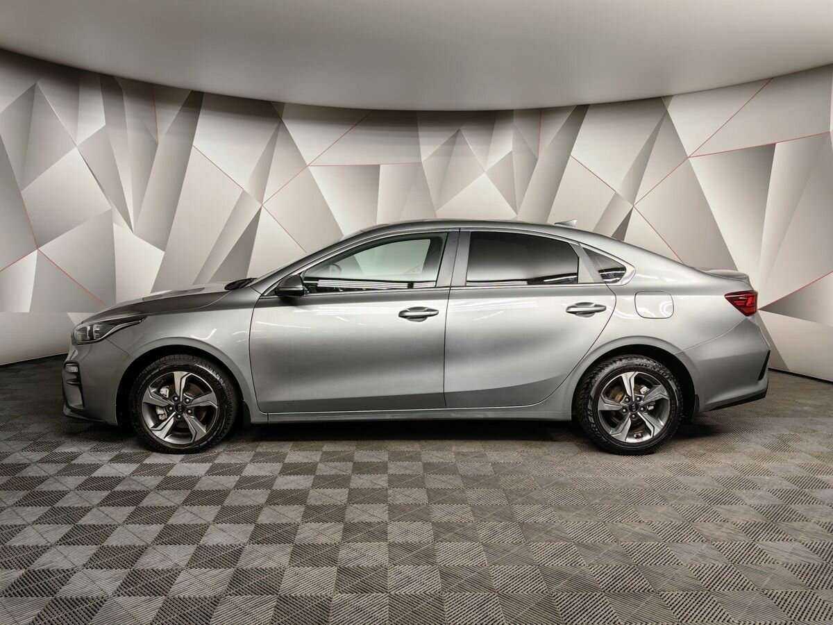 Kia Cerato с пробегом — 2018 год. Фото: #3