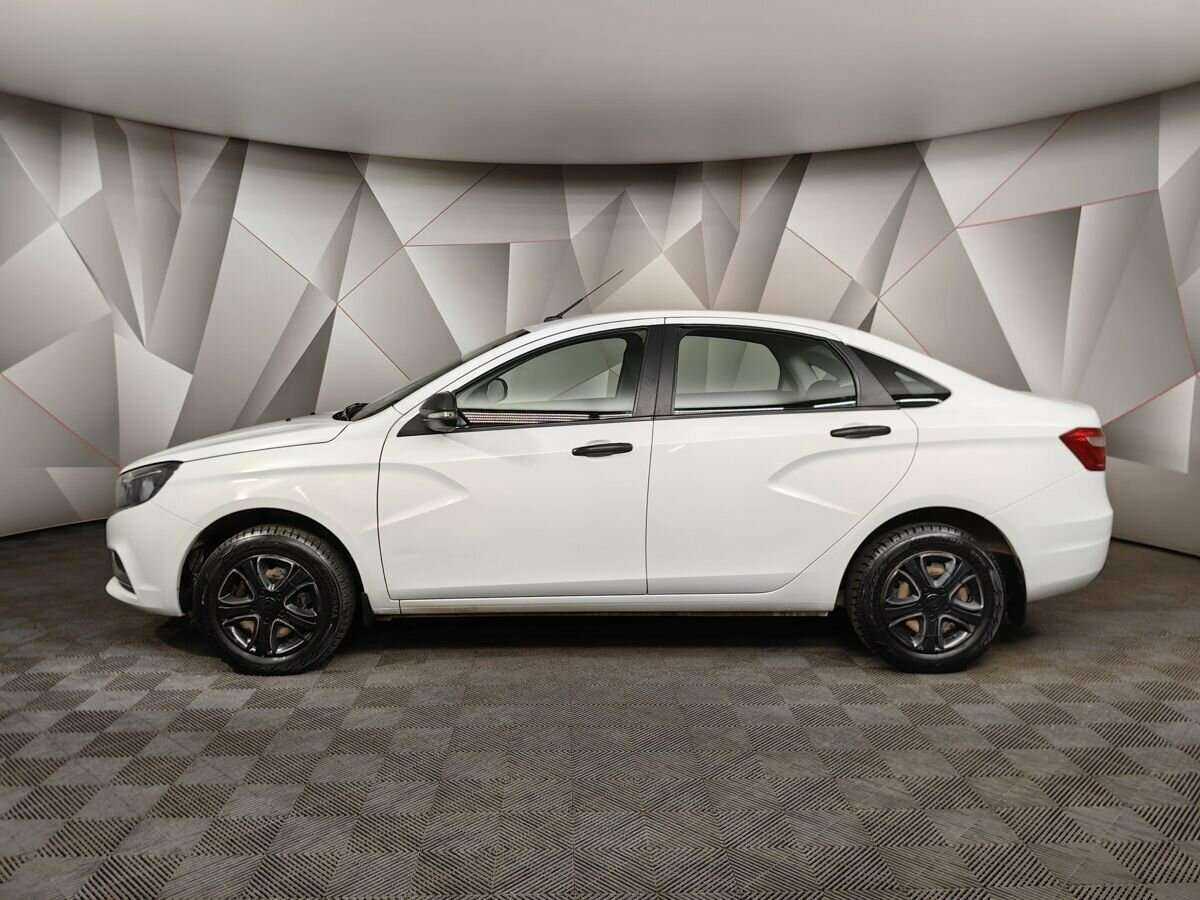 Lada (ВАЗ) Vesta с пробегом — 2018 год. Фото: #4