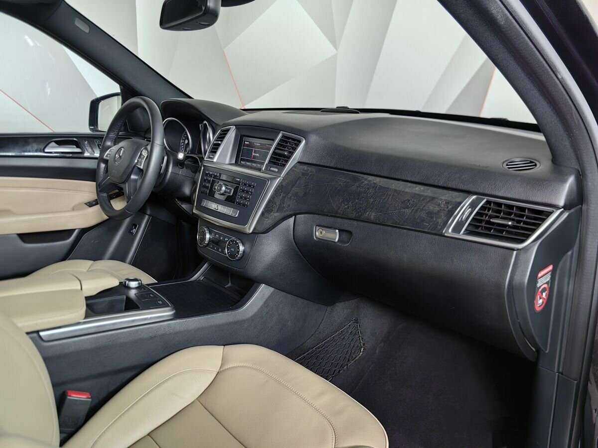 Mercedes-Benz M-Класс с пробегом — 2013 год. Фото: #8