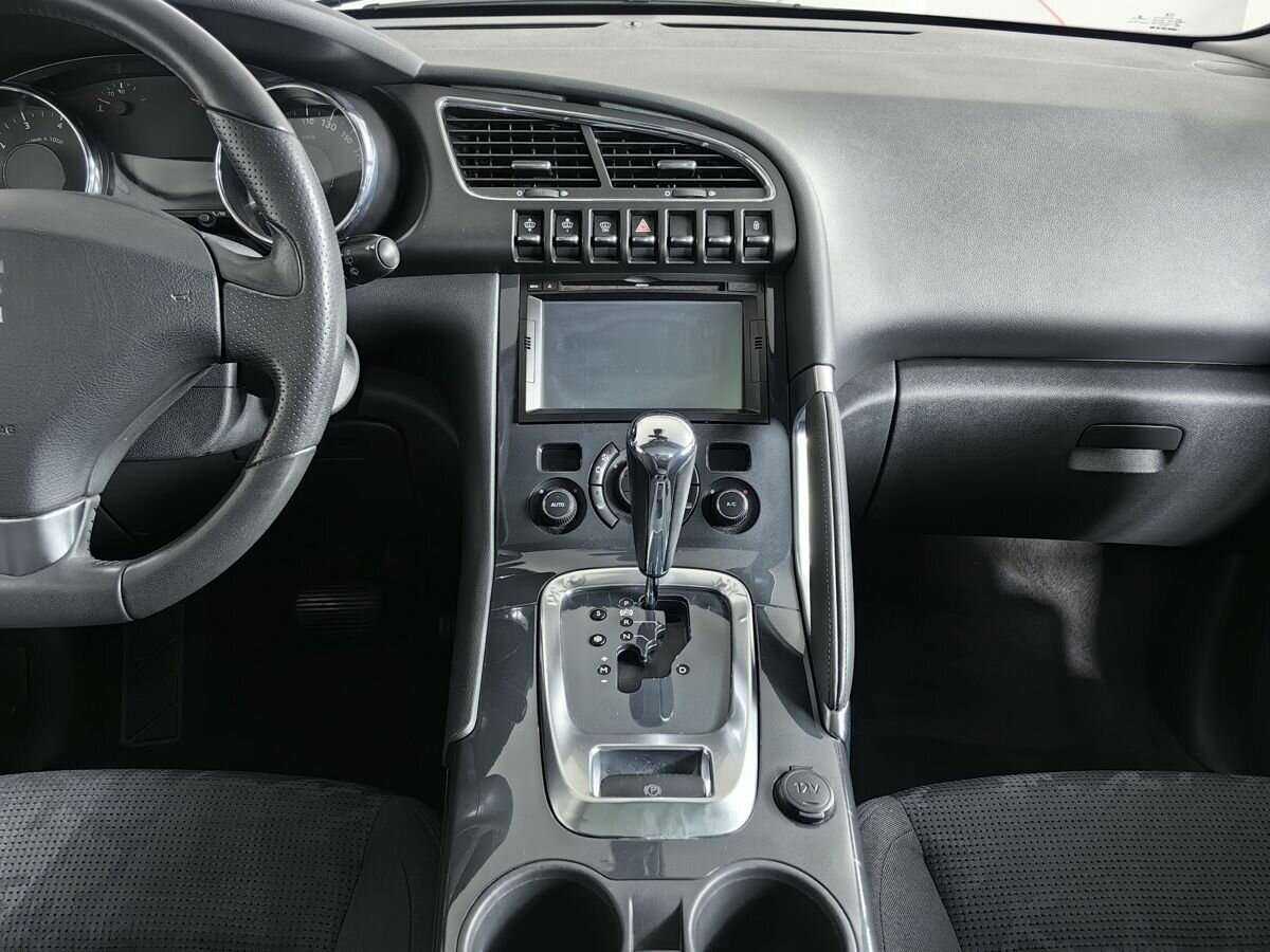 Peugeot 3008 с пробегом — 2012 год. Фото: #10