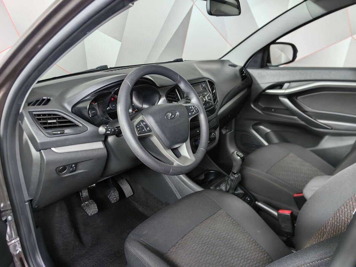 Lada (ВАЗ) Vesta с пробегом — 2021 год. Фото: #13