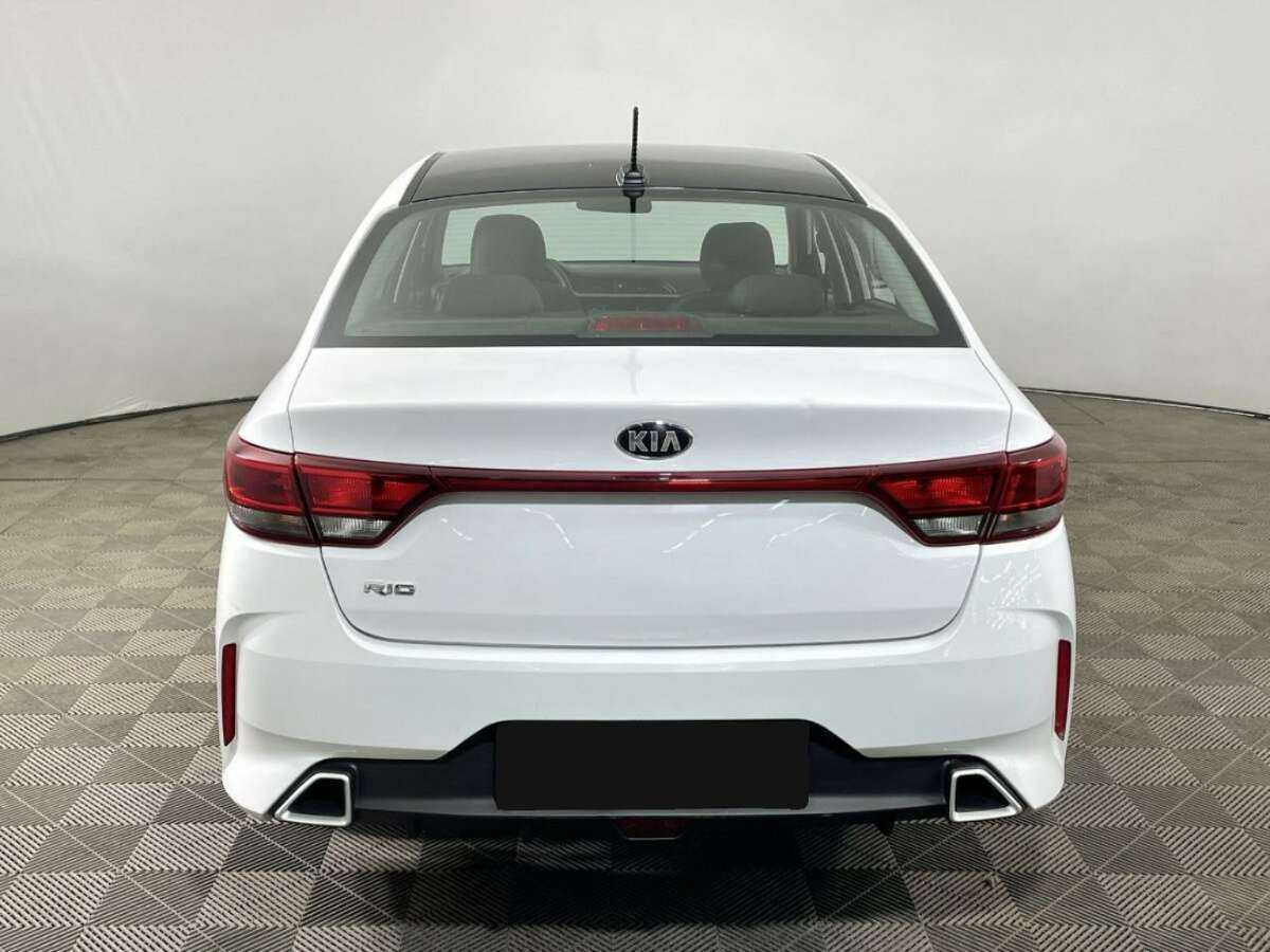 Kia Rio с пробегом — 2021 год. Фото: #2