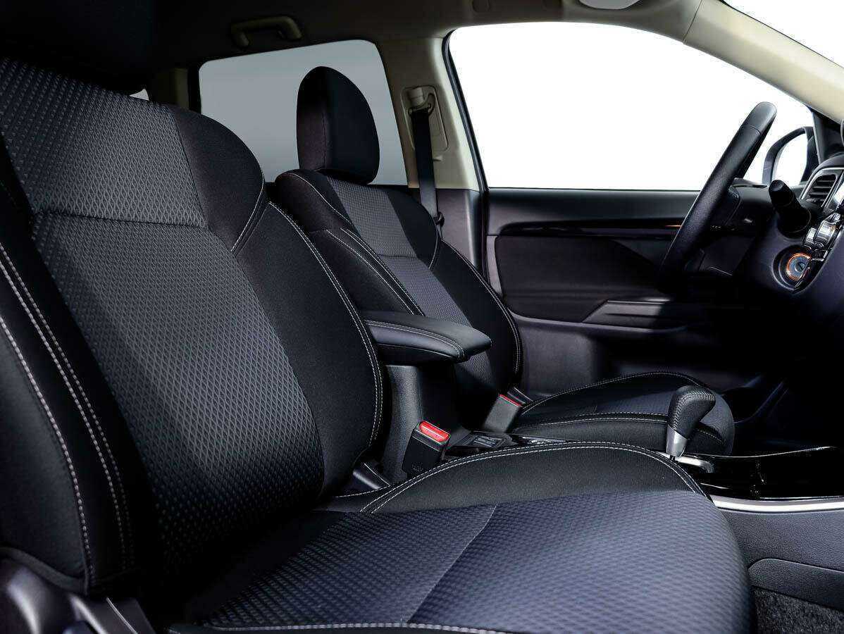 Mitsubishi Outlander с пробегом — 2021 год. Фото: #11