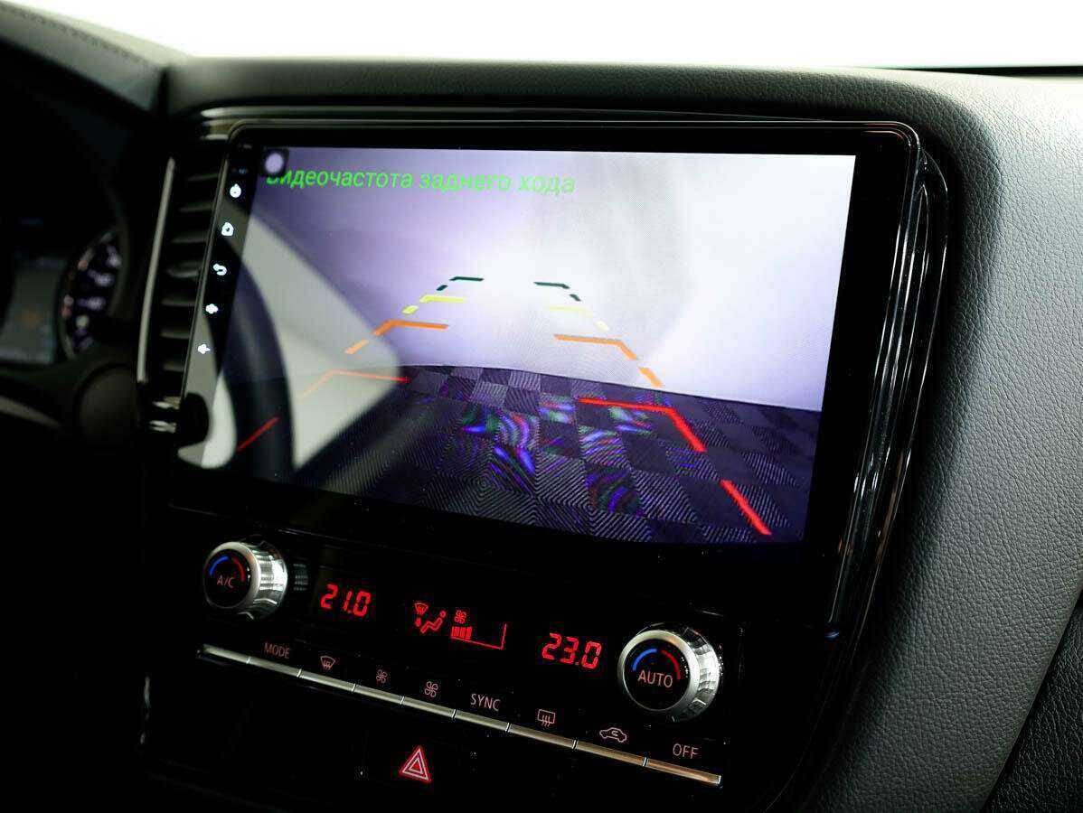 Mitsubishi Outlander с пробегом — 2021 год. Фото: #16