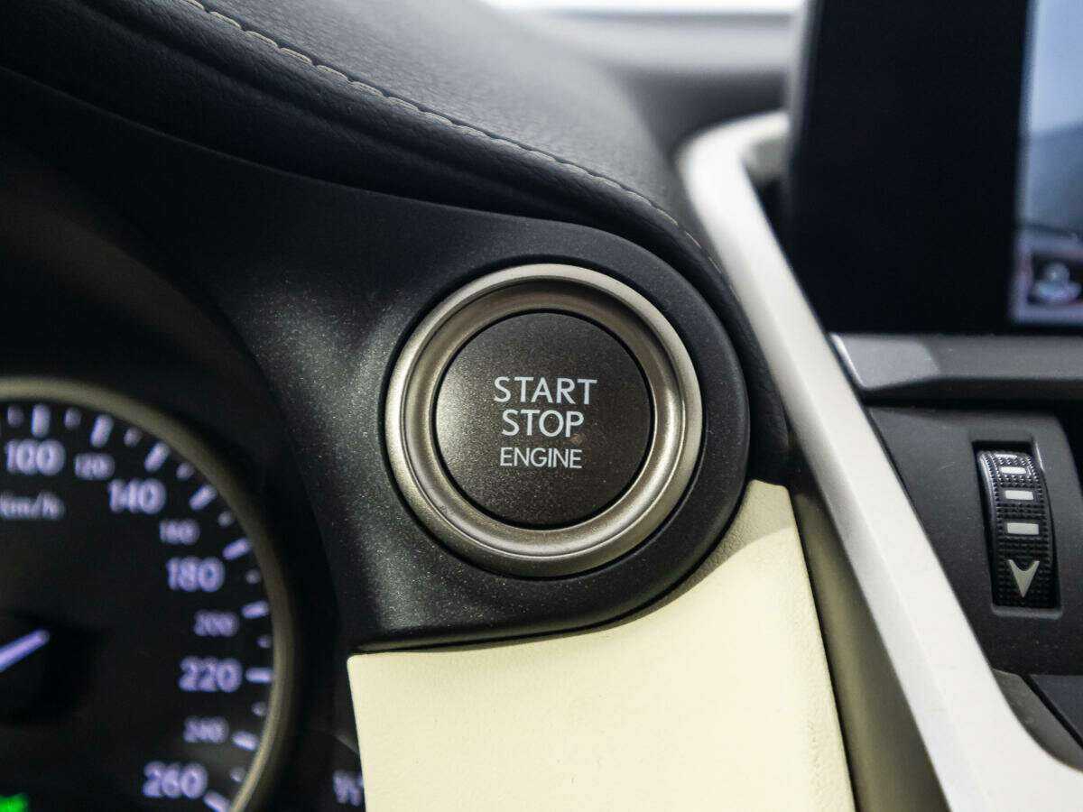 Lexus NX с пробегом — 2018 год. Фото: #18