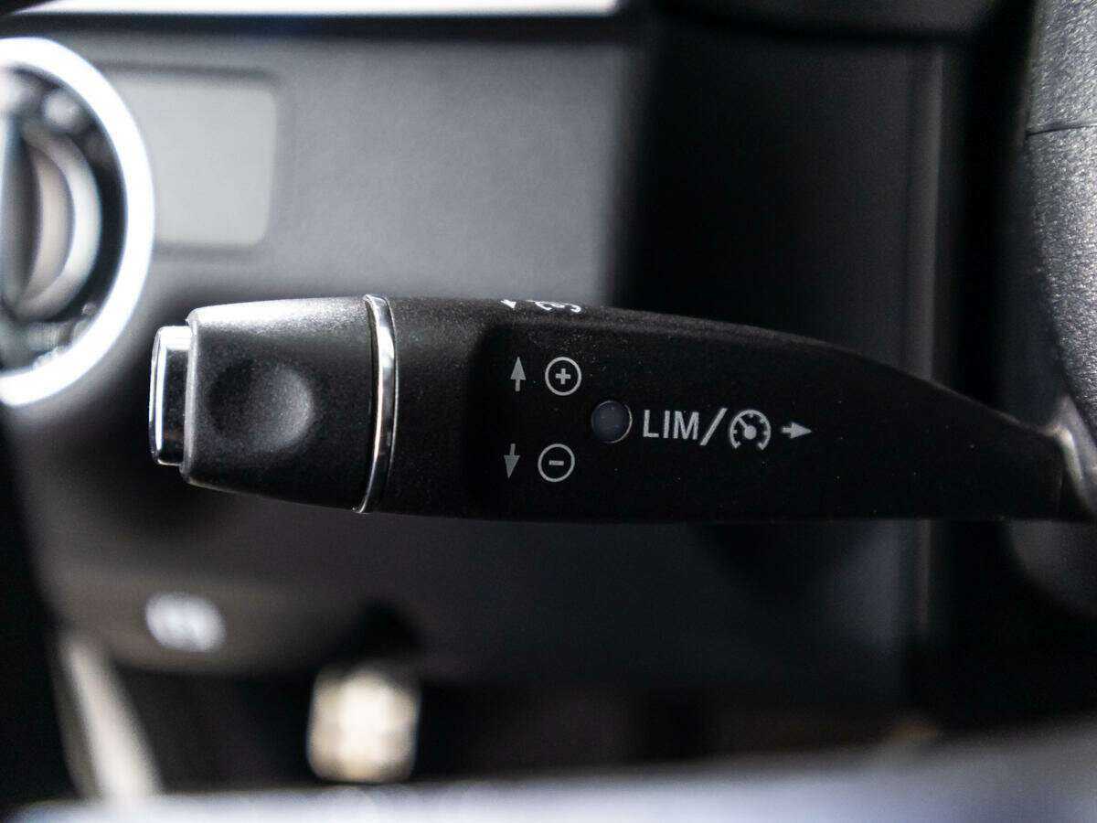 Mercedes-Benz E-Класс с пробегом — 2015 год. Фото: #16