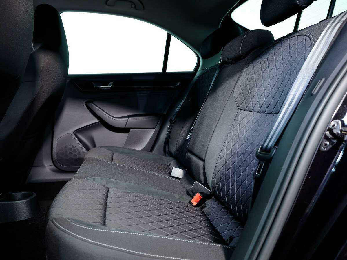 Skoda Rapid с пробегом — 2022 год. Фото: #12