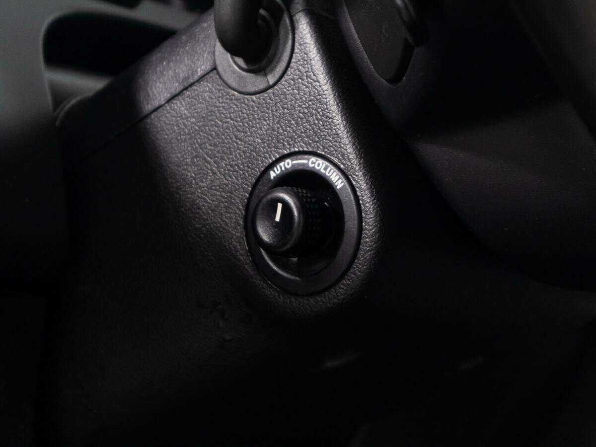 Jaguar XF с пробегом — 2013 год. Фото: #17