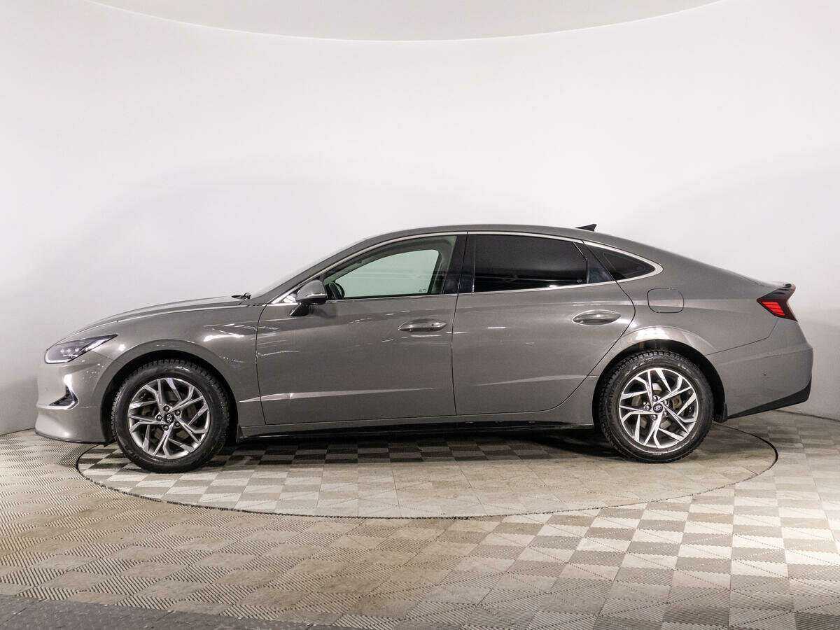 Hyundai Sonata с пробегом — 2020 год. Фото: #7