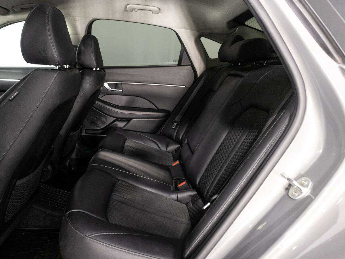 Hyundai Sonata с пробегом — 2020 год. Фото: #8