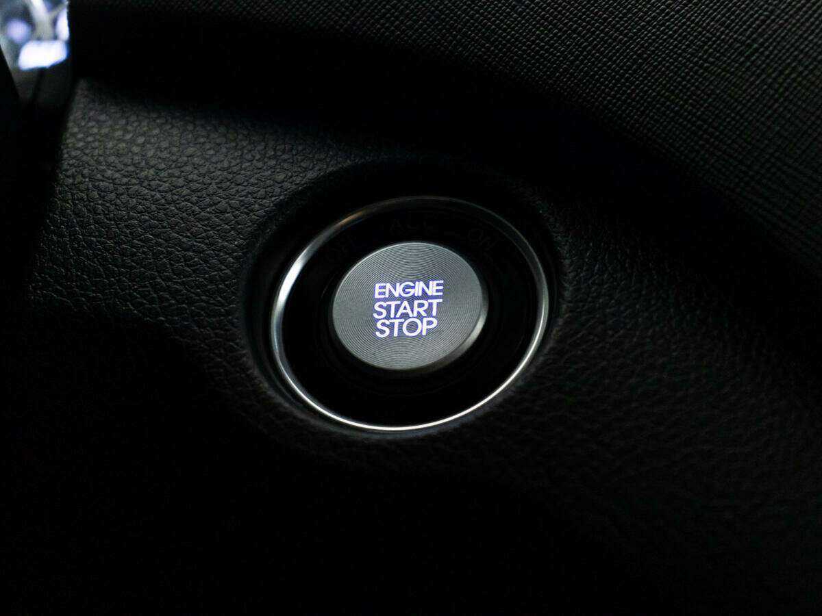 Hyundai Santa Fe с пробегом — 2018 год. Фото: #23