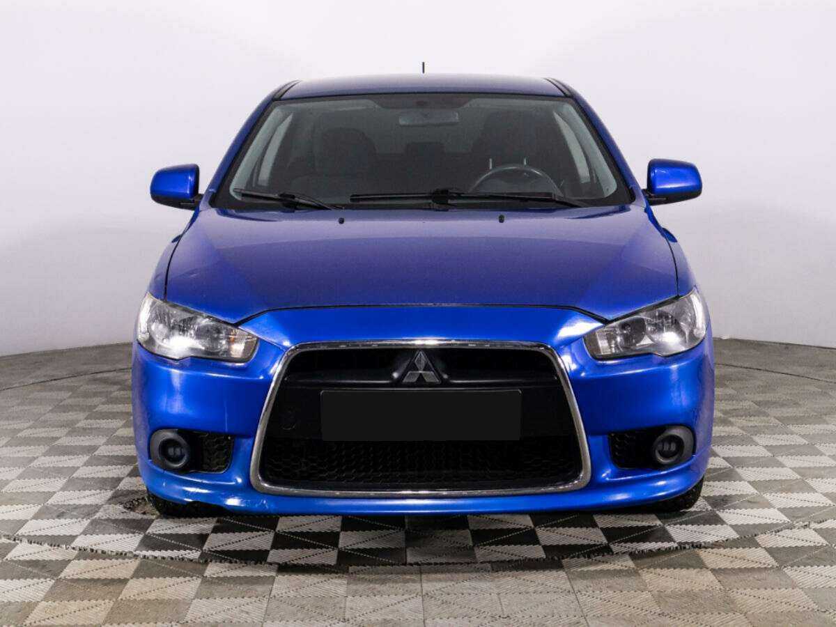 Mitsubishi Lancer с пробегом — 2012 год. Фото: #1