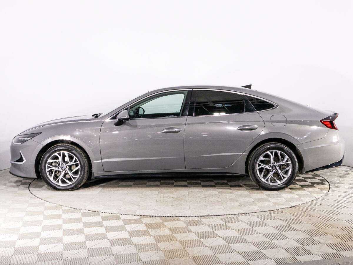 Hyundai Sonata с пробегом — 2020 год. Фото: #7