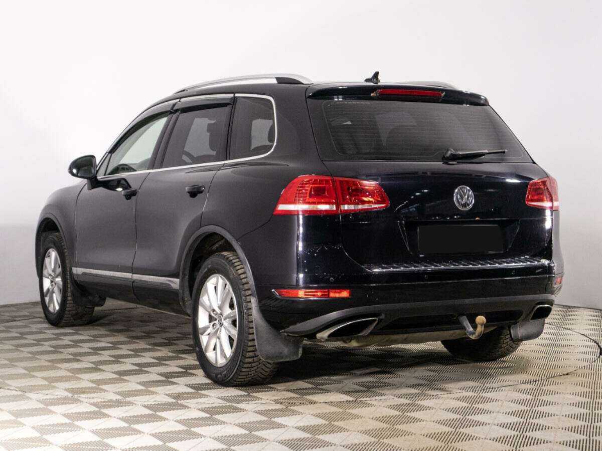 Volkswagen Touareg с пробегом — 2012 год. Фото: #5
