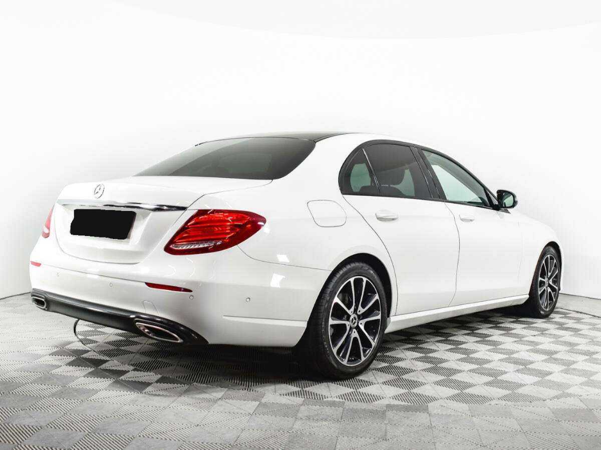 Mercedes-Benz E-Класс с пробегом — 2016 год. Фото: #3