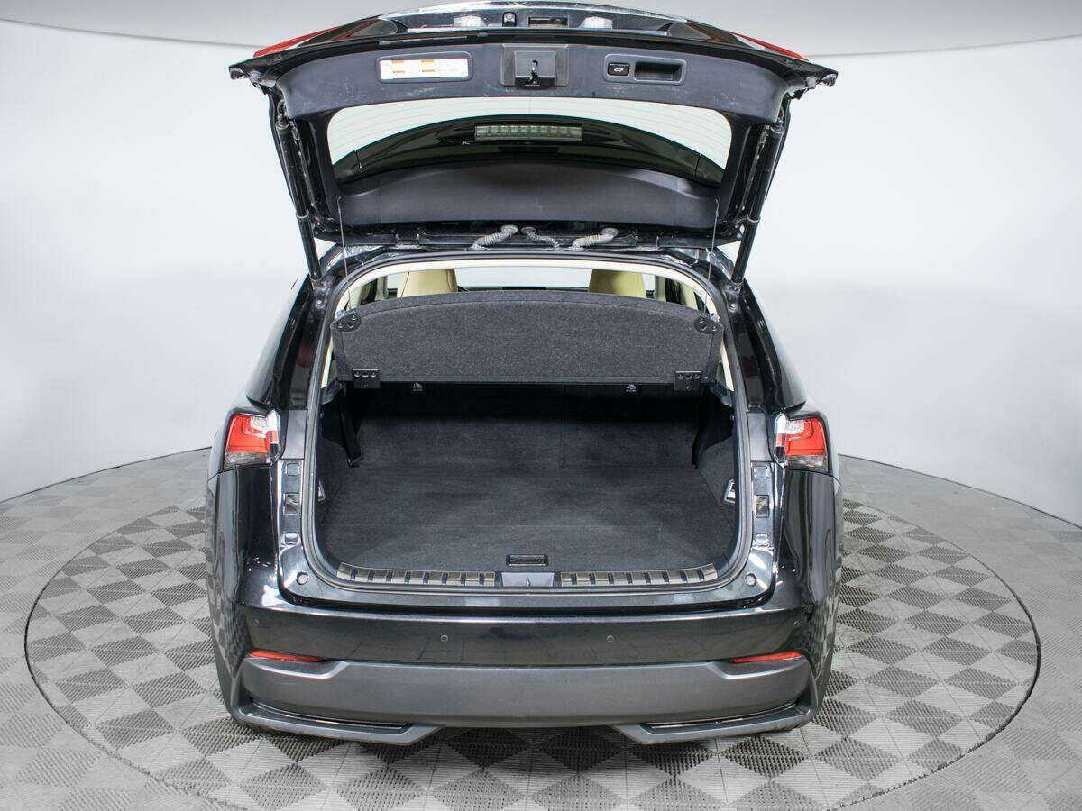 Lexus NX с пробегом — 2016 год. Фото: #19