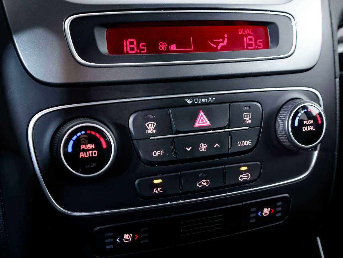 Kia Sorento с пробегом — 2018 год. Фото: #17