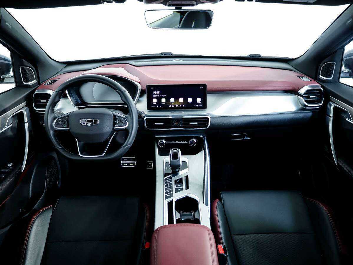 Geely Coolray с пробегом — 2021 год. Фото: #8