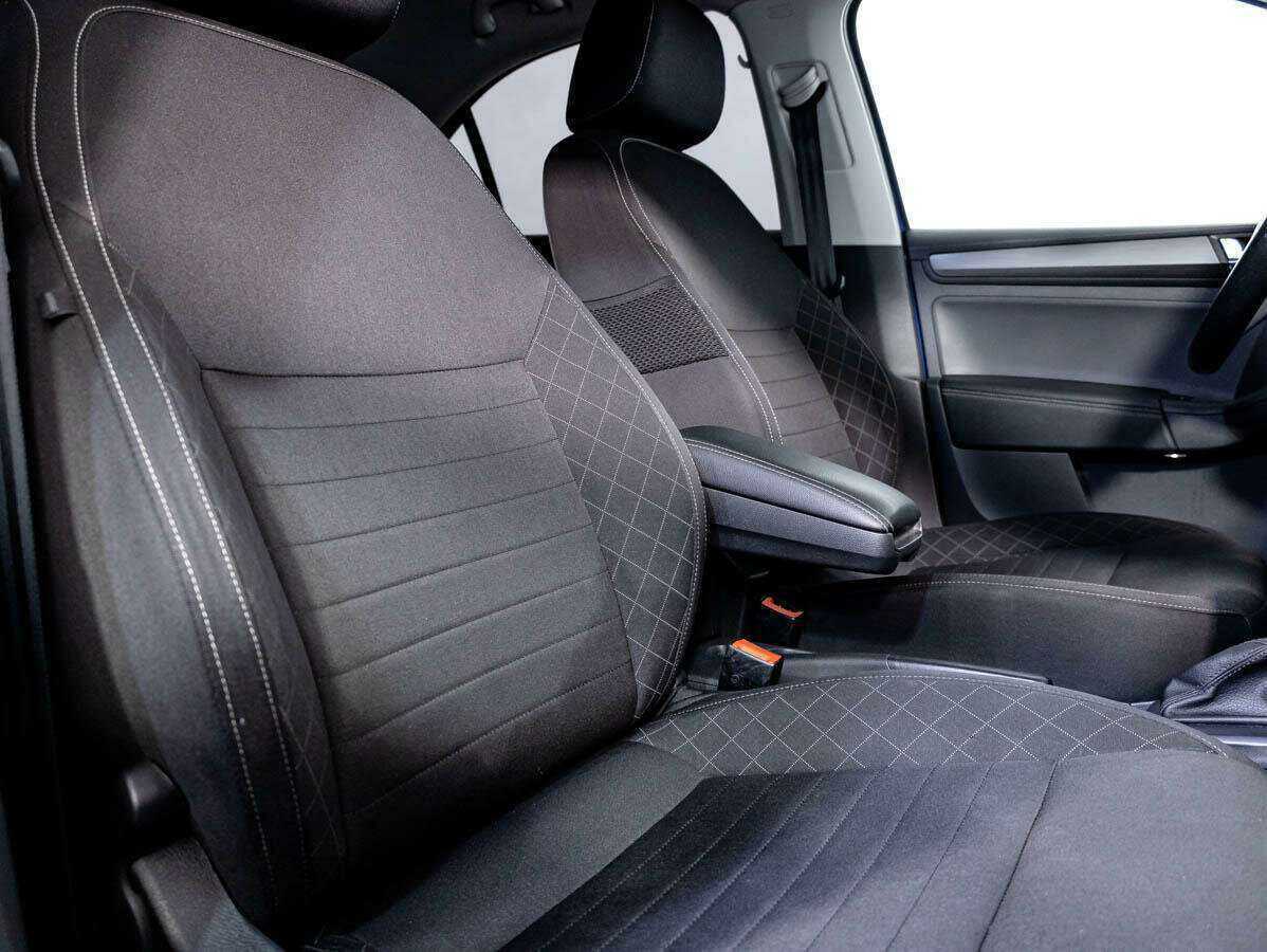 Skoda Rapid с пробегом — 2017 год. Фото: #10