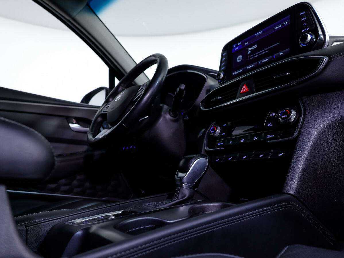 Hyundai Santa Fe с пробегом — 2020 год. Фото: #25