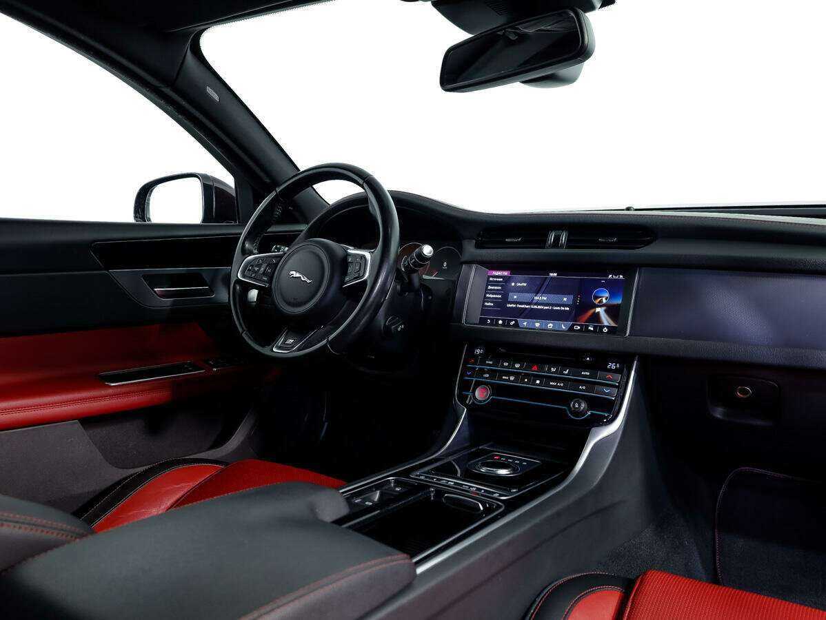 Jaguar XF с пробегом — 2017 год. Фото: #8