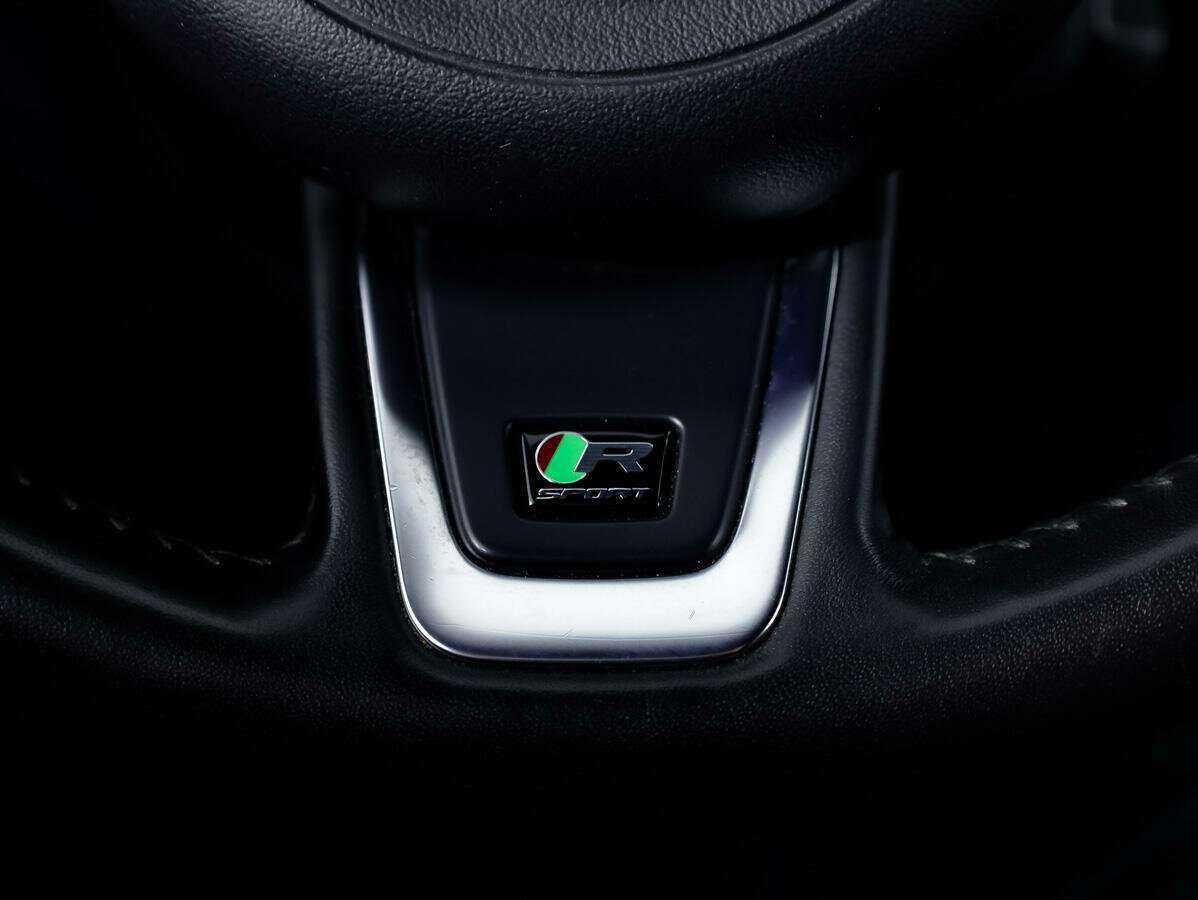 Jaguar XF с пробегом — 2017 год. Фото: #15